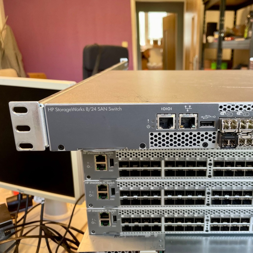 HPE StorageWorks 8/24 SAN Switch Brocade 300 with all 24 ports active ...